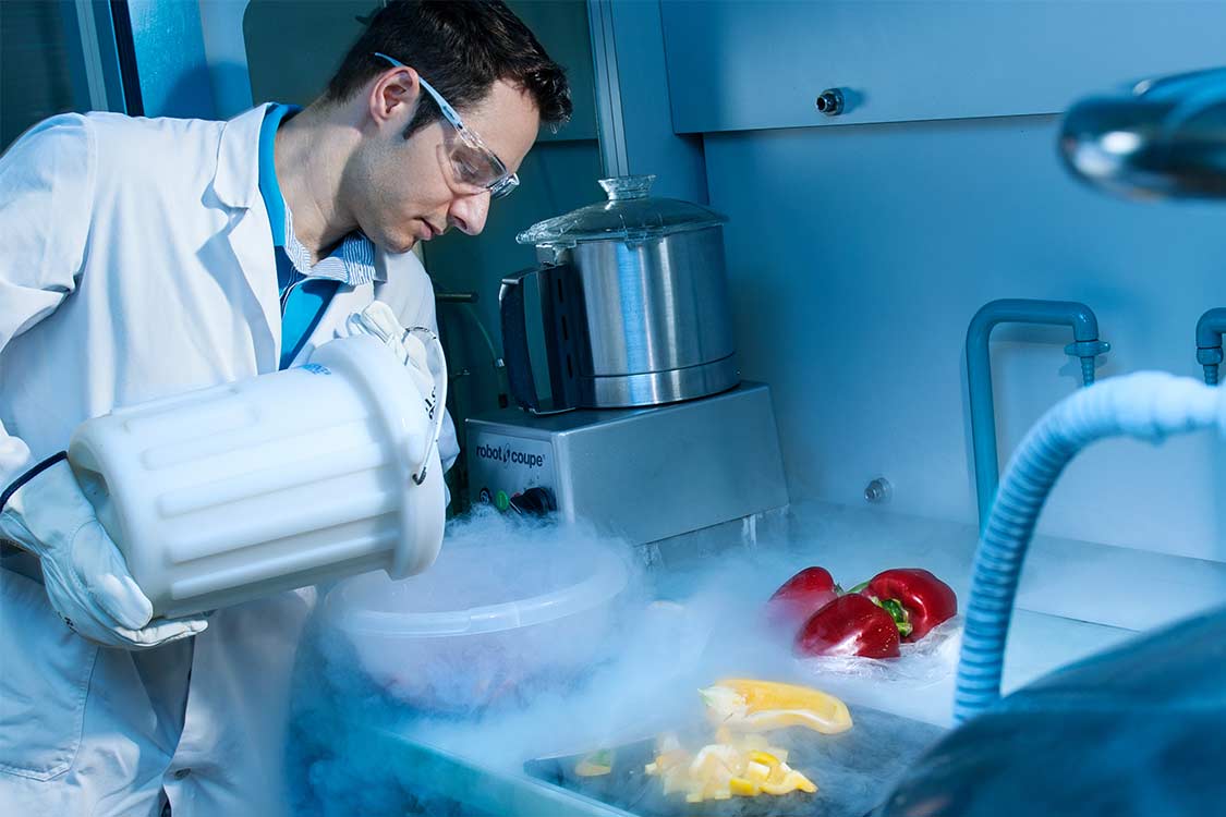 Pestiziduntersuchungen: Probenvorbereitung im Labor
